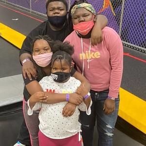 Meet your Posher, Kameron